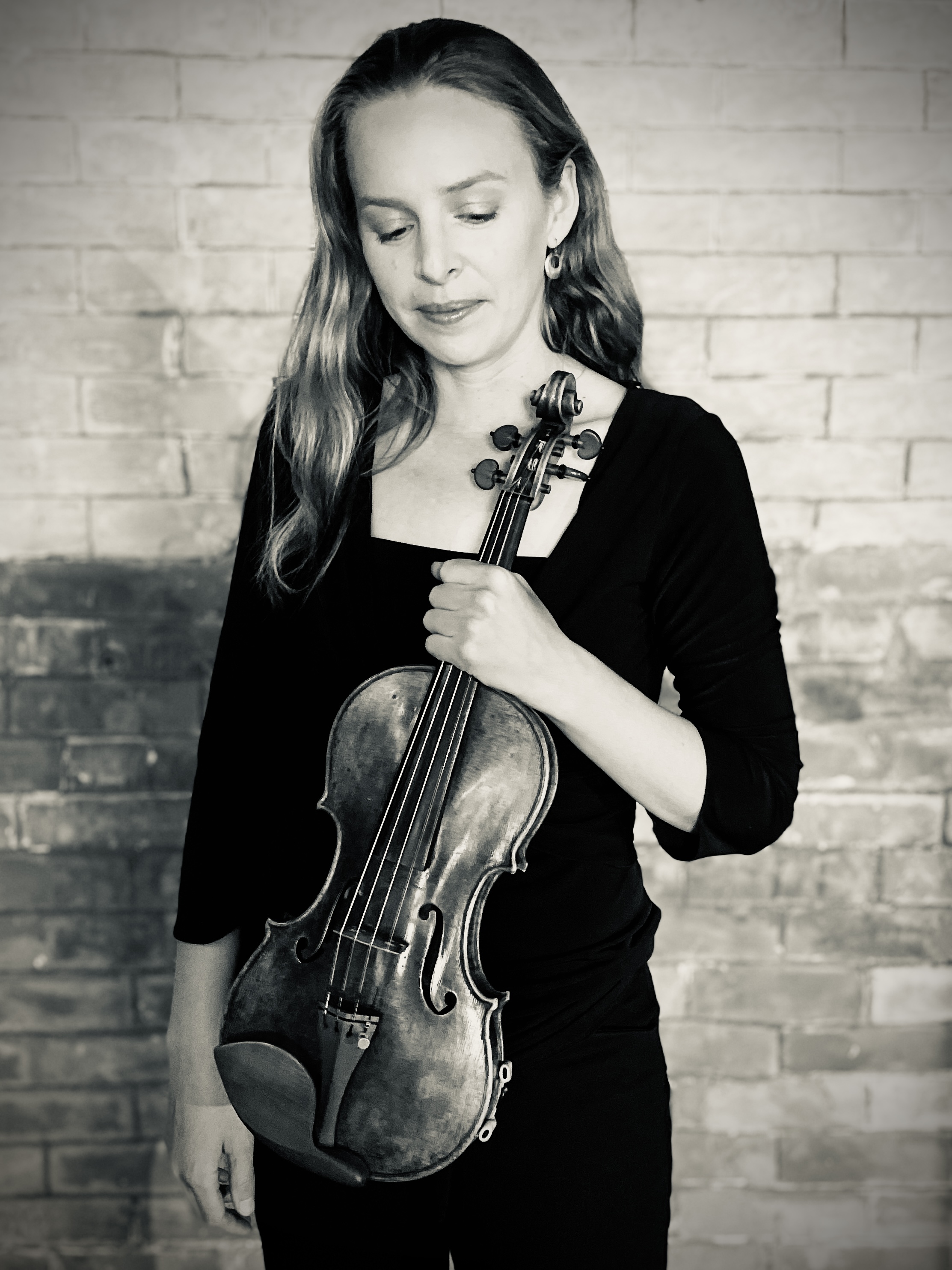 Rebekah Wolkstein with violin
